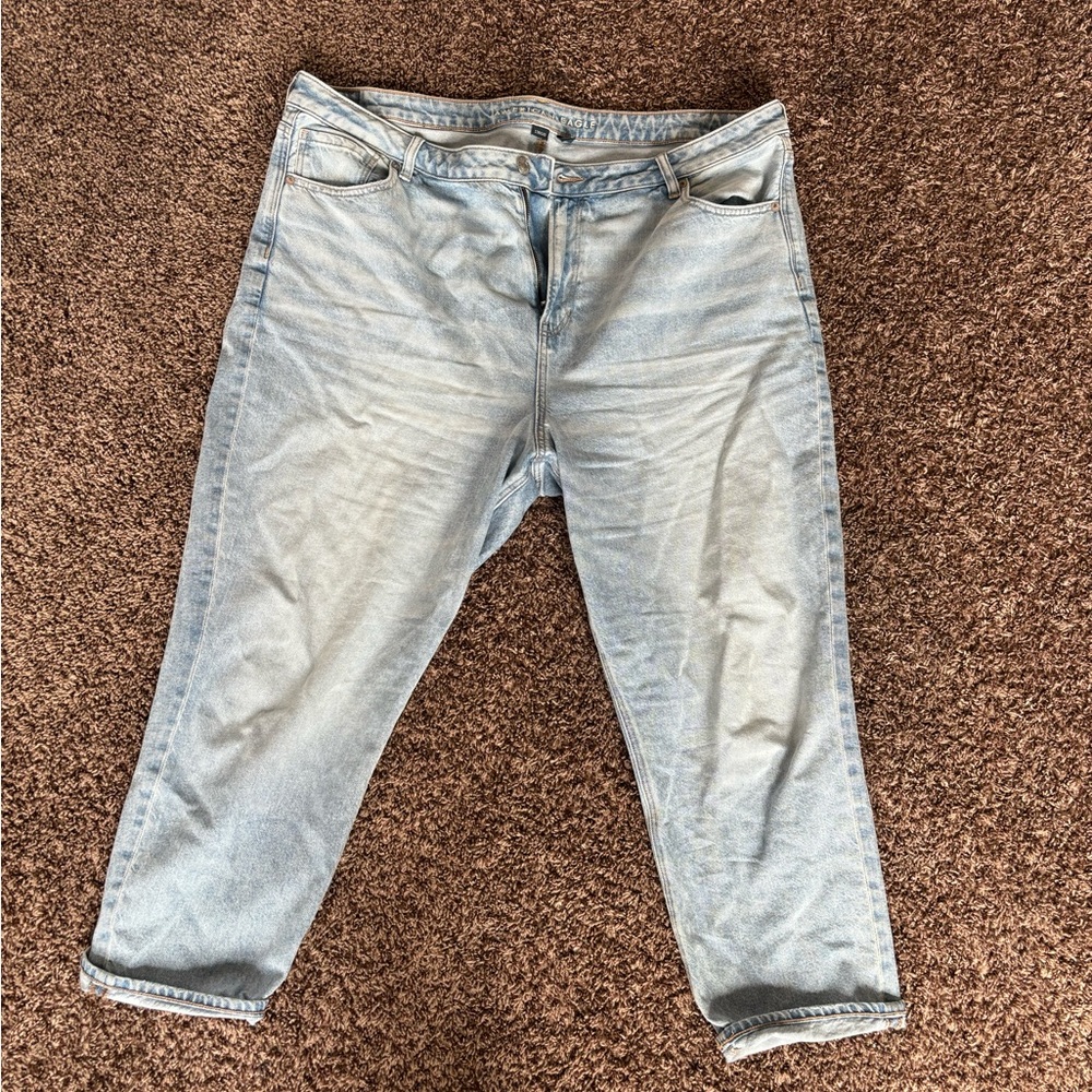 Women’s mom jeans